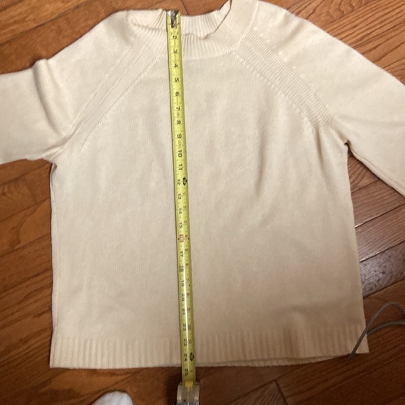 14th & Union Cashmere Sweater - Picture 6 of 7